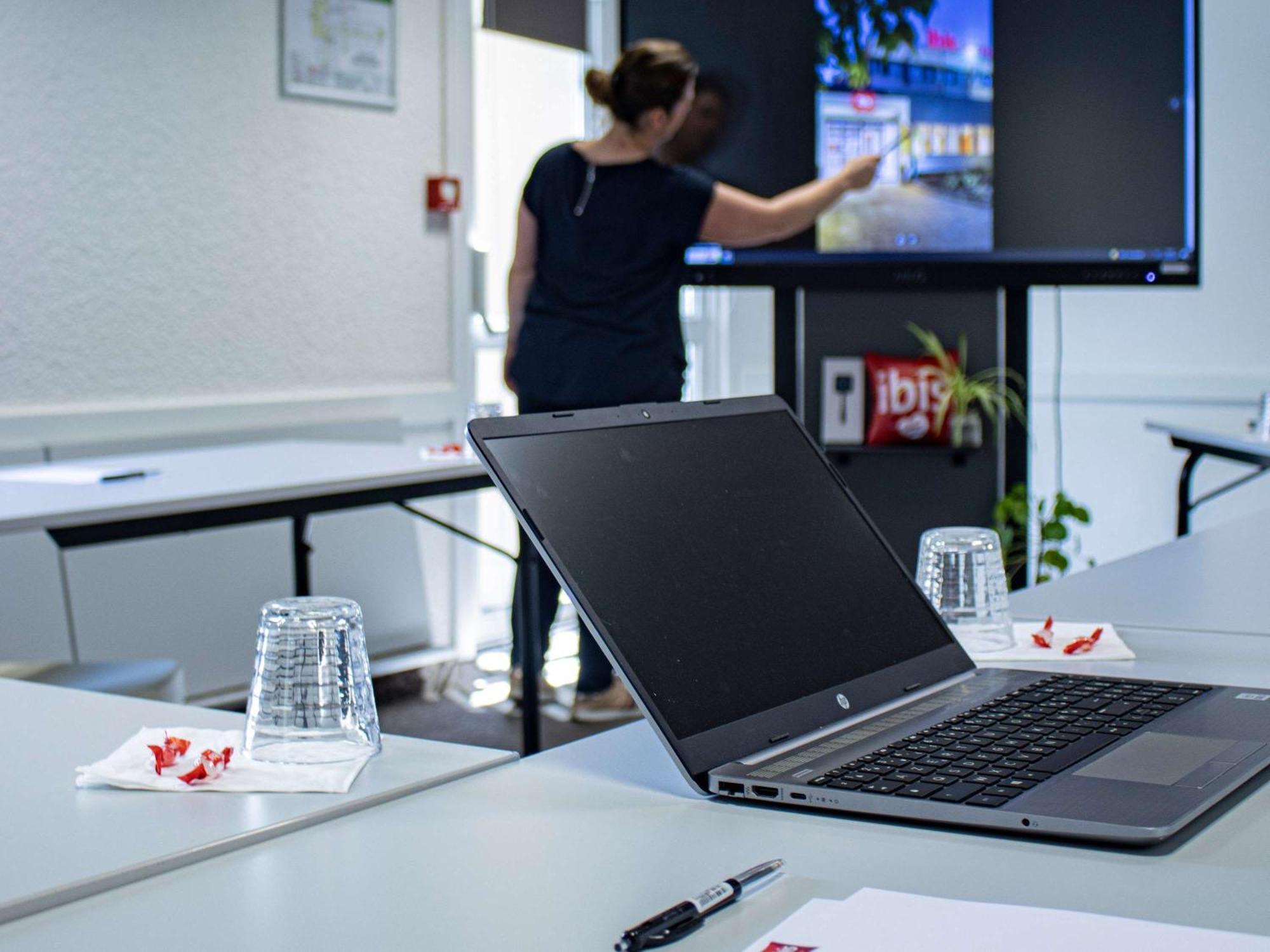 Ibis Rennes Cesson Hotel Eksteriør billede