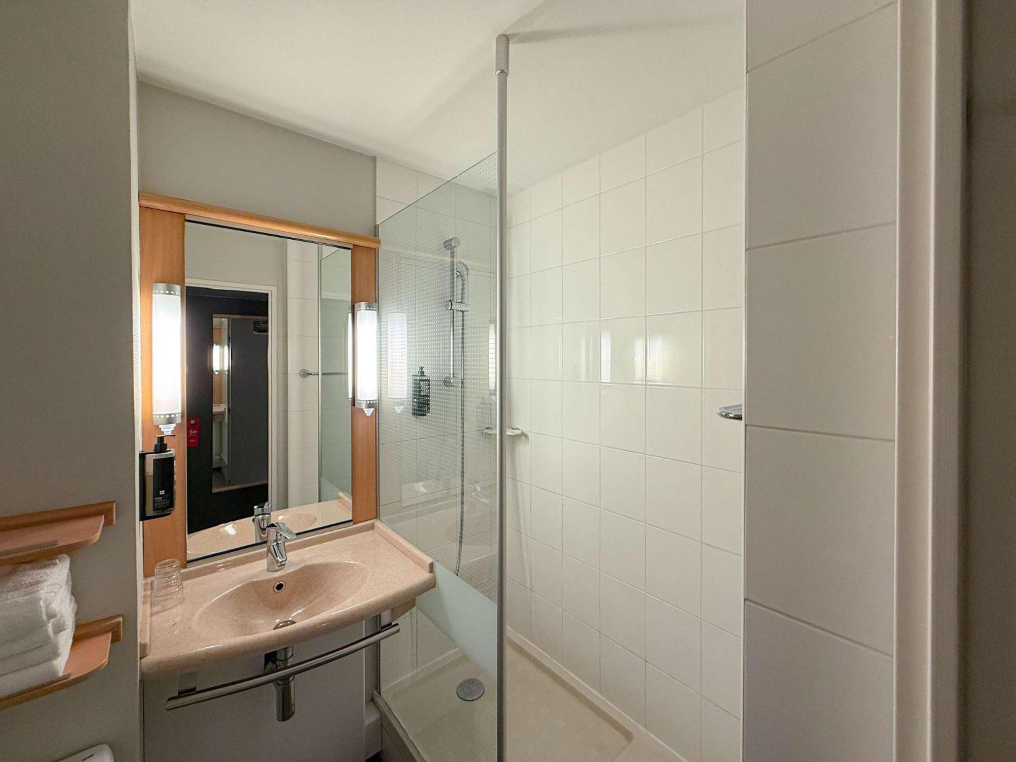 Ibis Rennes Cesson Hotel Eksteriør billede
